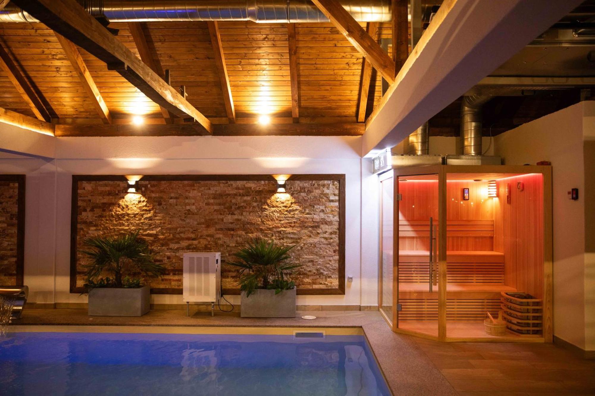 Lodge Due Fratelli Village Sinteu