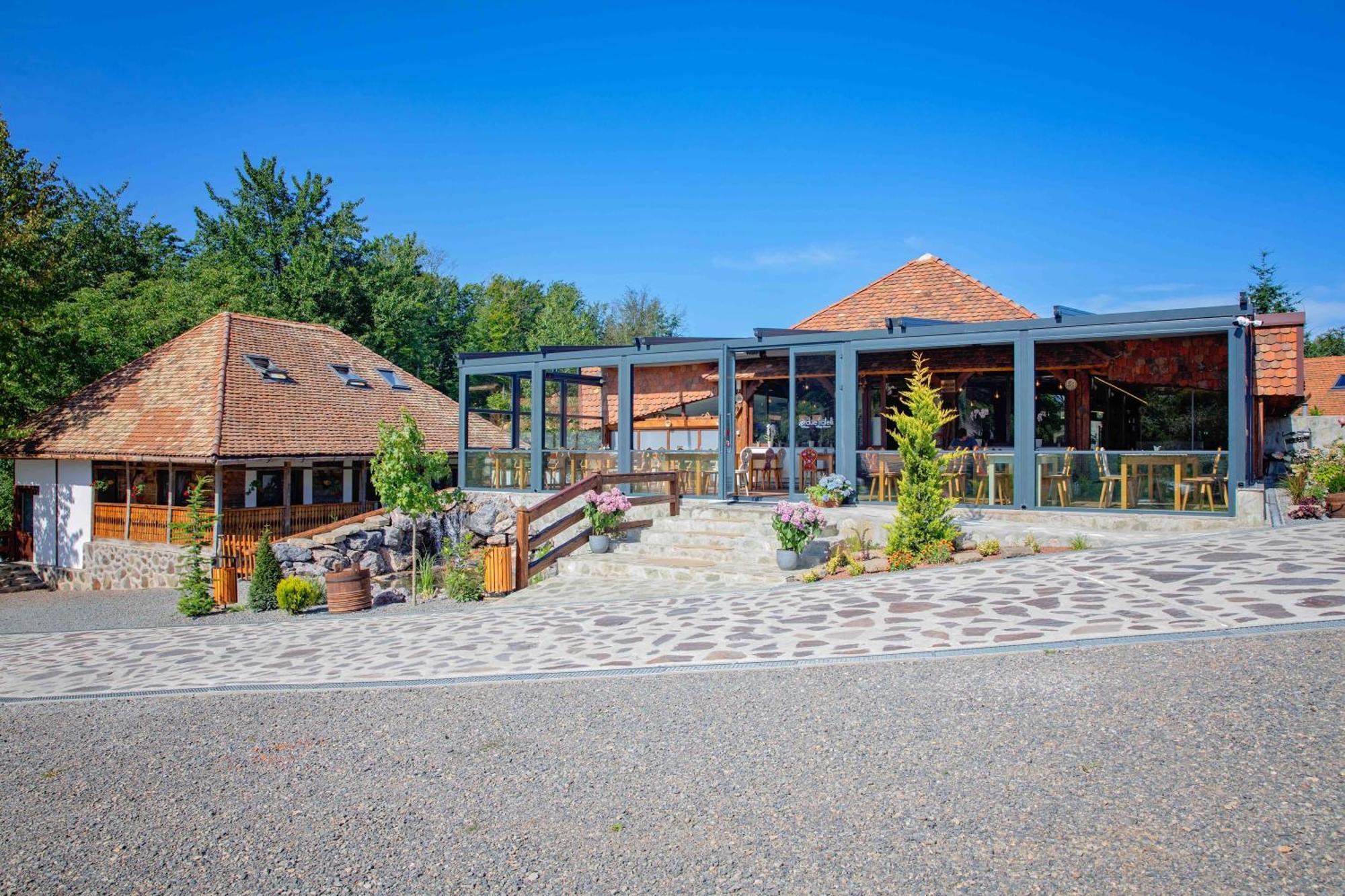 Due Fratelli Village Sinteu