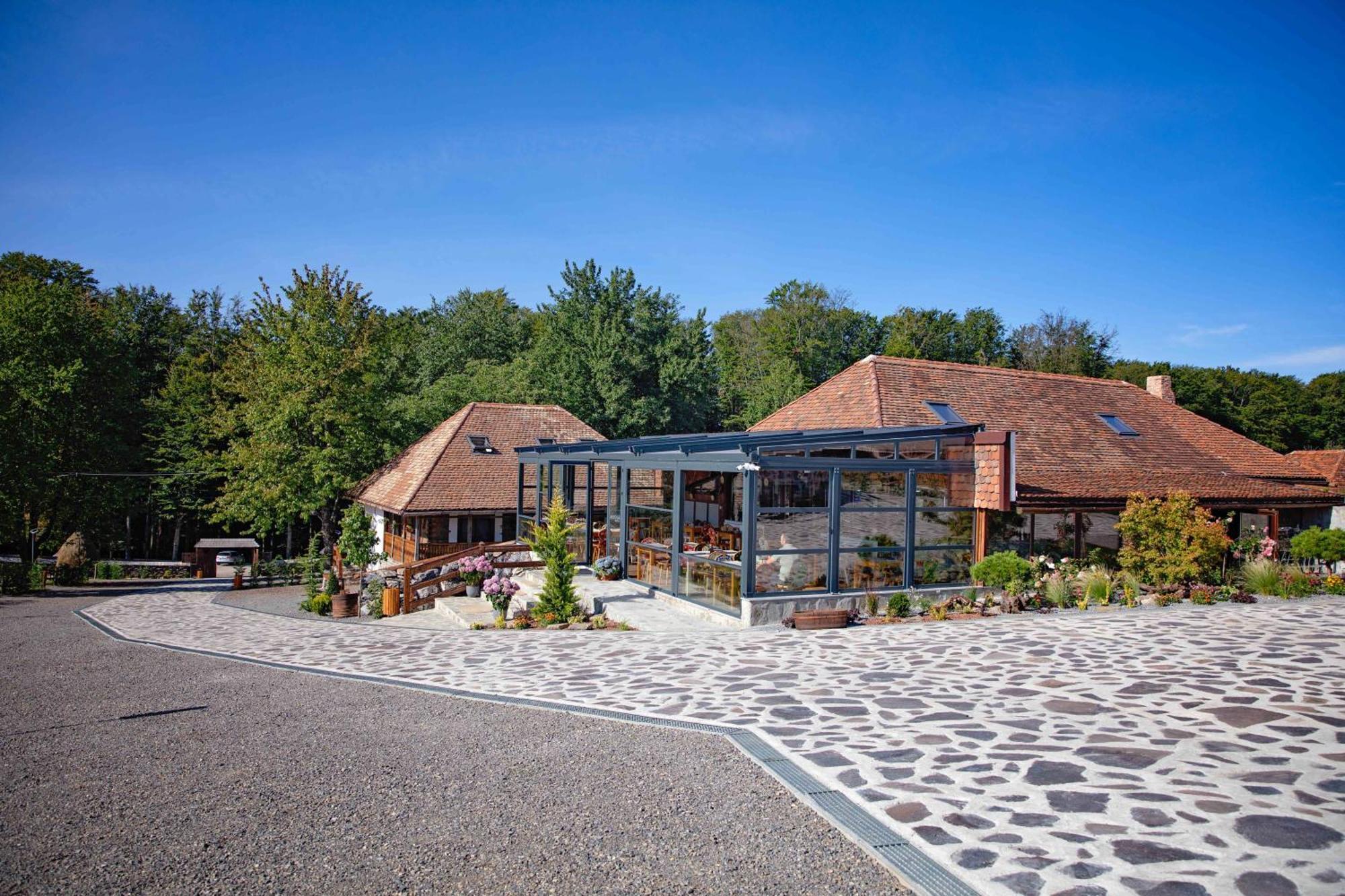 Due Fratelli Village Lodge