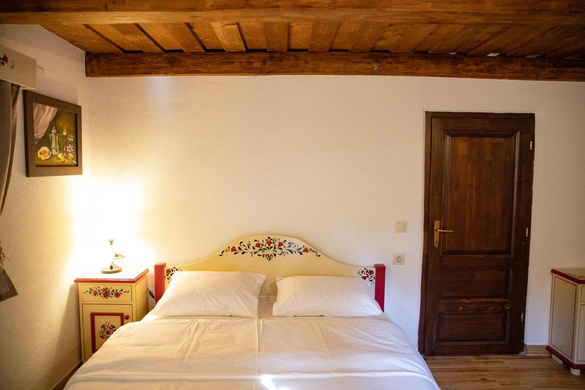 Due Fratelli Village Lodge Sinteu