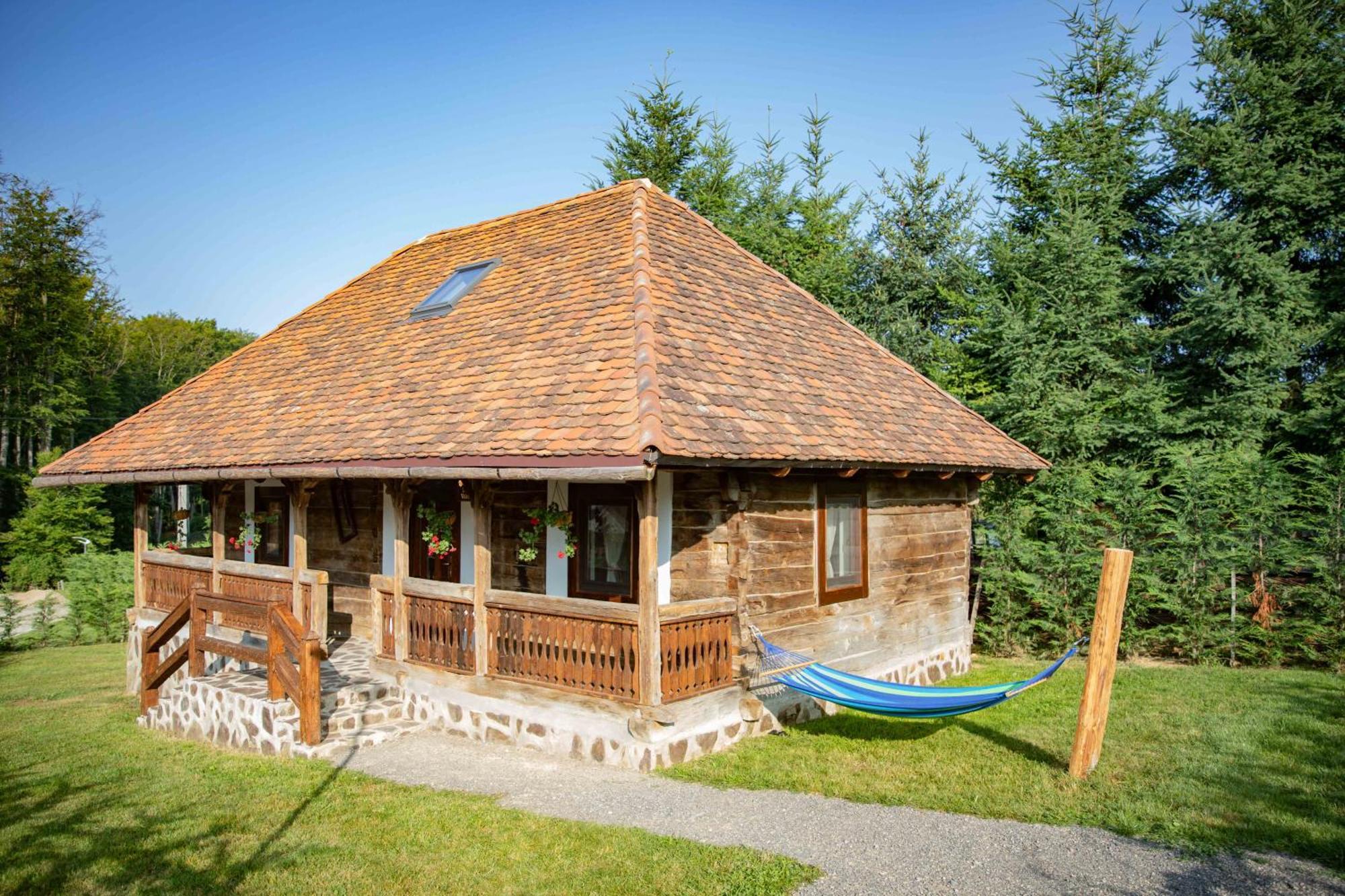 Lodge Due Fratelli Village Sinteu